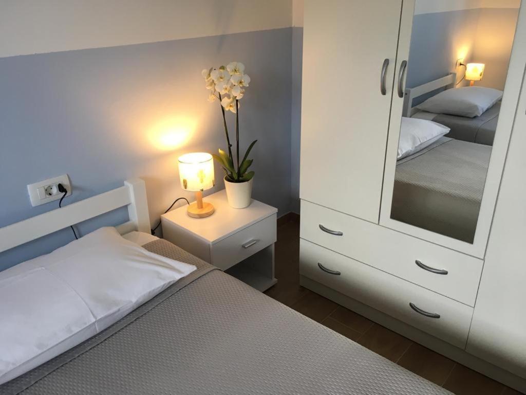 Holiday Home Aqua Šmrika Buitenkant foto